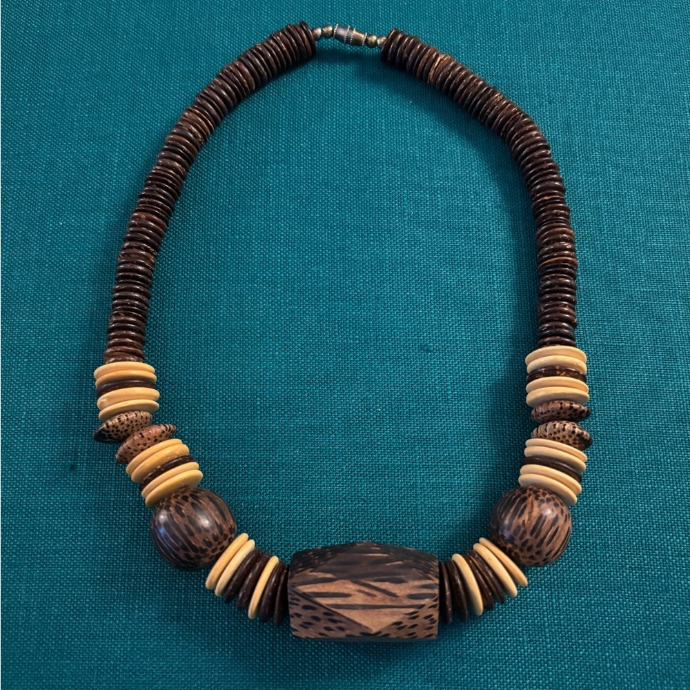 Elegant Brown and Tan Wooden Necklace
